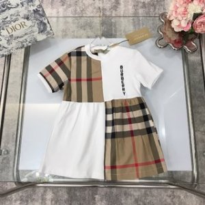 Burberry 2022 Classic Girl Color matching Dress