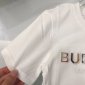 Replica Burberry 2022 New T-Shirt and Shorts Set