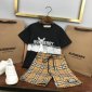 Replica Burberry 2022 New T-Shirt and Shorts Set