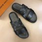 Replica Louis Vuitton Slipper MIRABEAU in Black