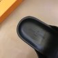 Replica Louis Vuitton Slipper MIRABEAU in Black