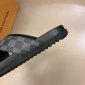 Replica Louis Vuitton Slipper MIRABEAU in Black