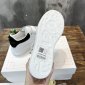 Replica Alexander McQueen 2022 classic little white shoes TS202291642