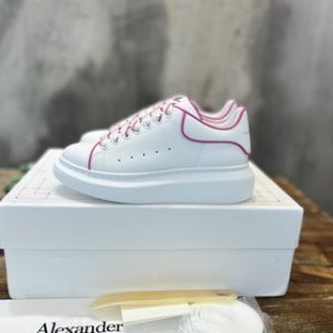 Alexander McQueen 2022 classic little white shoes TS202291640