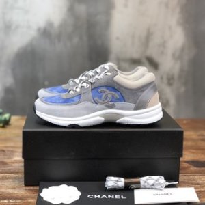 Chanel Sneaker suede Calfskin in Blue