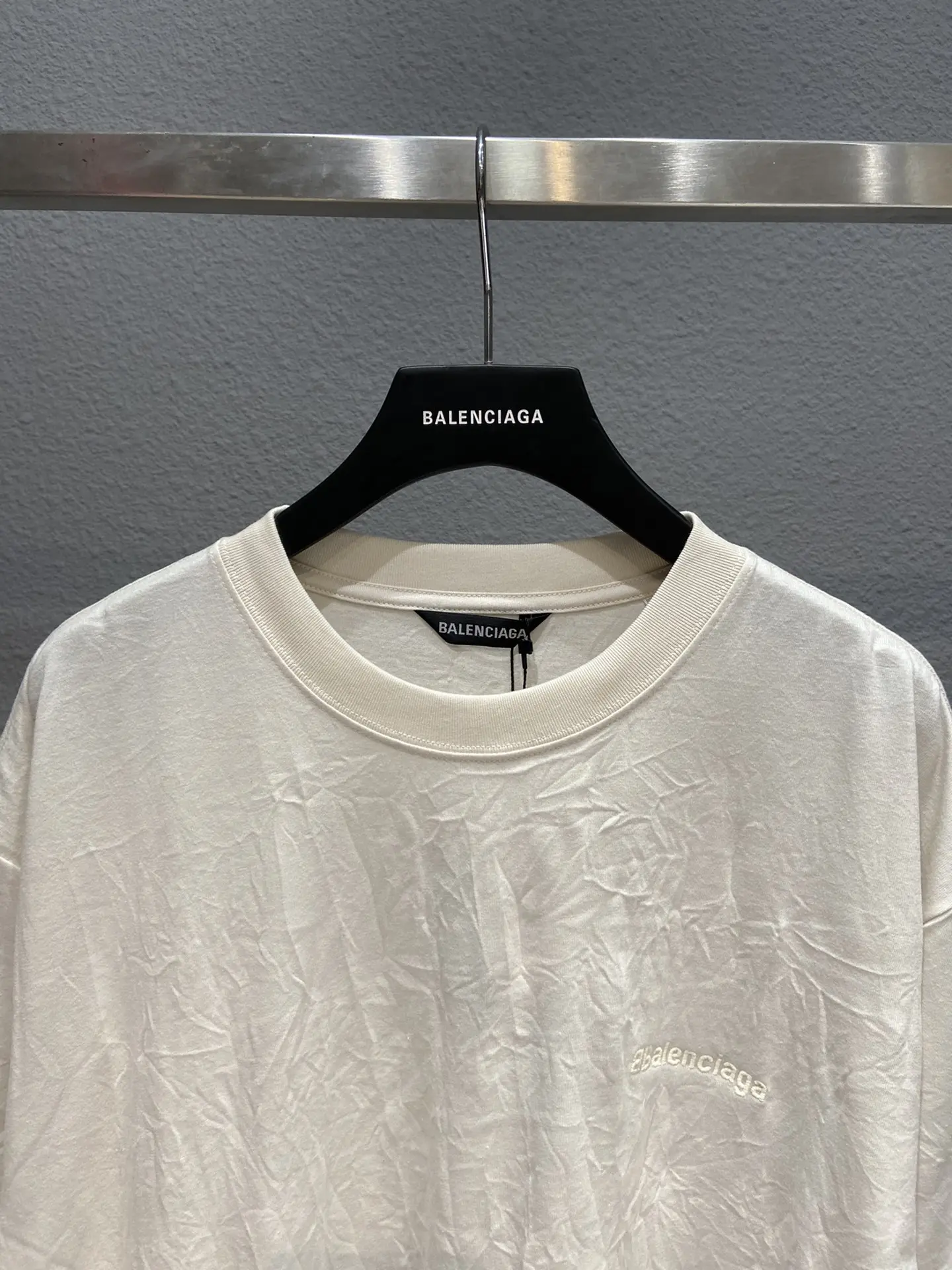 Balenciaga BB T-Shirt Beige Unisex - Image 7