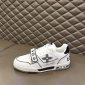 Replica Louis Vuitton Sneaker Trainer in Gray