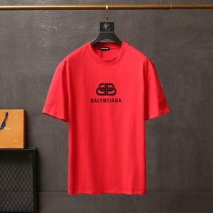 Balenciaga T-Shirt BB Chest in Red