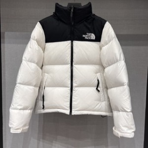 The North Face Women’s 1996 Retro Nuptse Water-Repellent Jacket (Size: XXL): White