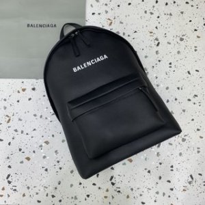 Balenciaga - Everyday logo-print leather backpack - women - Leather - One Size - Black