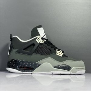Air Jordan 4 Retro 'Fear' Sneakers | Black 