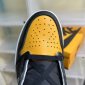 Replica zSneakerHeadz on Twitter: "2022 #Taxi Air Jordan 1 High OG in-hand look