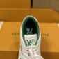 Replica LOUIS VUITTON LV Trainer Sneaker Green. Size 08.0