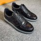 Replica LOUIS VUITTON RIVOLI SNEAKER