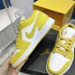 Replica Jordan Kids - Jordan 1 Low "White/Pollen" sneakers