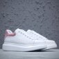 Replica Alexander McQueen - chunky-design leather sneakers - women - Calf Leather/Calf Leather/Rubber - 37 - White