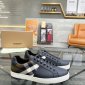 Replica Burberry Black/Beige Leather and House Check Canvas Low Top Sneakers