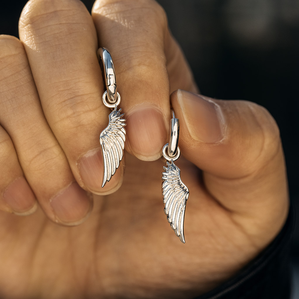 Angel Wings Earrings In White Gold Gold With Bold Statement Appeal - Image 7