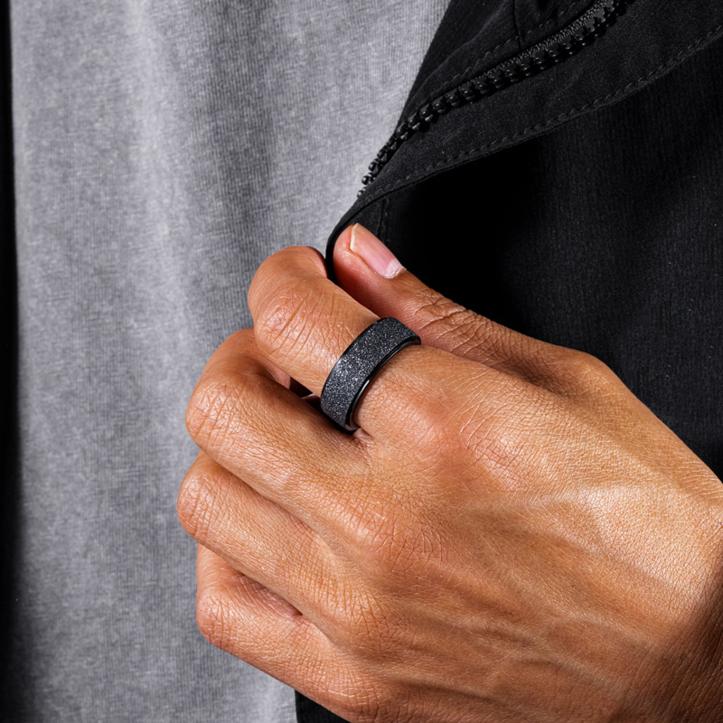 Men's Rotating Frosted Steel Simple Band In Black Gold Ring - Image 3