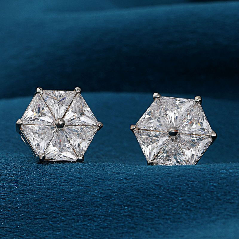 Hexagonal Stud Earrings In White Gold Gold Shine With Street Luxury