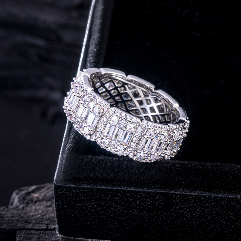 8mm Baguette-cut Halo Band In White Gold Iced Out Shine With Street Luxury