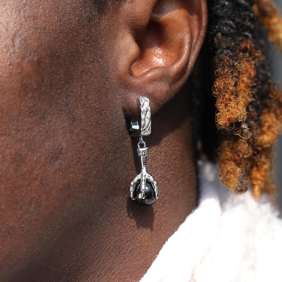 Dragon Claw Black Onyx Earrings In White Gold With Street Luxury Shine