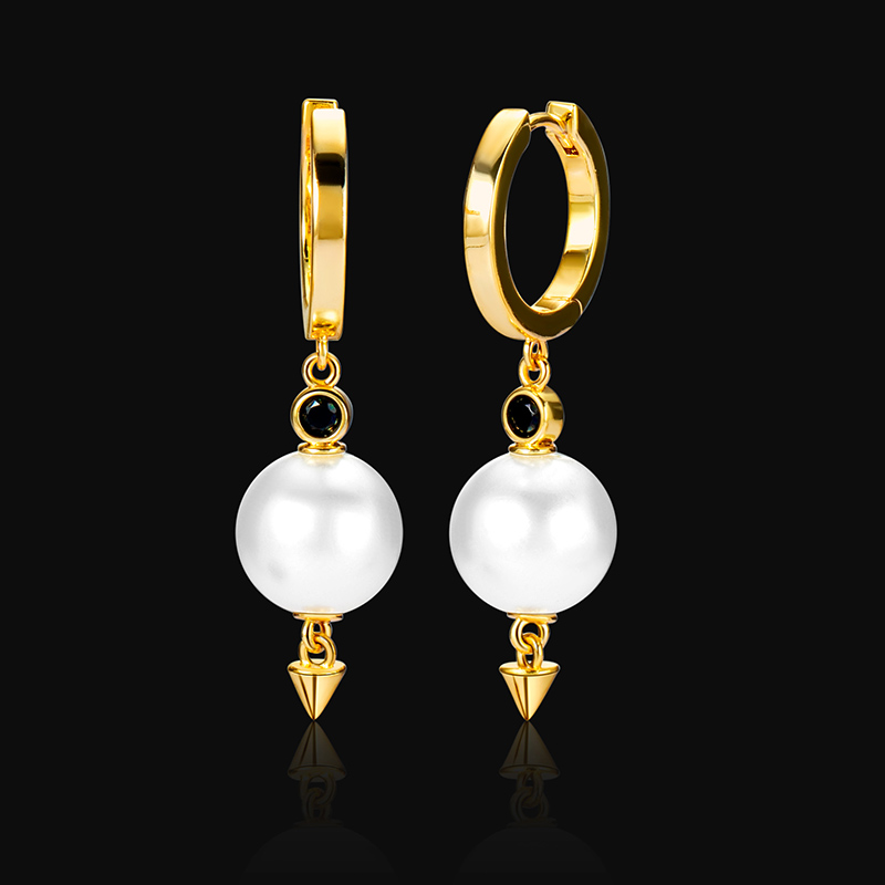 Pearl Corn Dangle Earrings Bold Statement Style With Street Luxury - Image 4