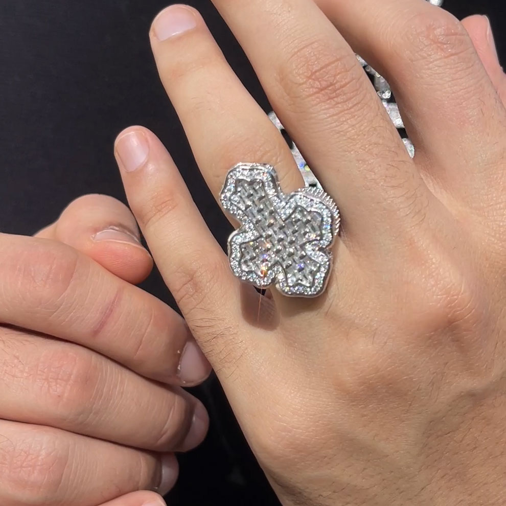 Iced Out Cross-shaped Baguette Ring Gold With Street Luxury Shine - Image 4