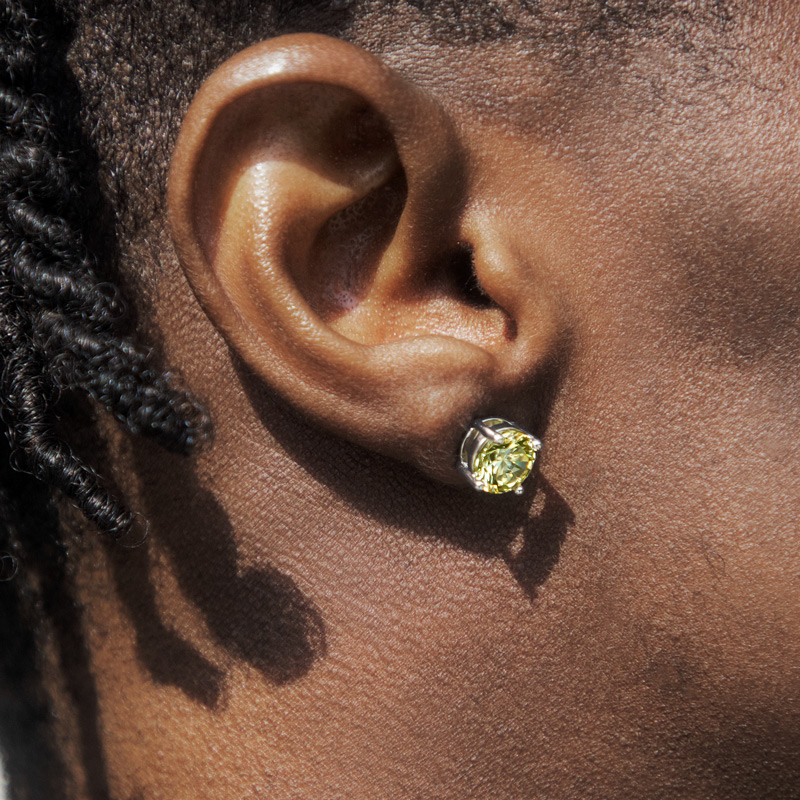 Olive Brilliant Round Cut Stud Earrings Gold With Street Luxury Shine - Image 5