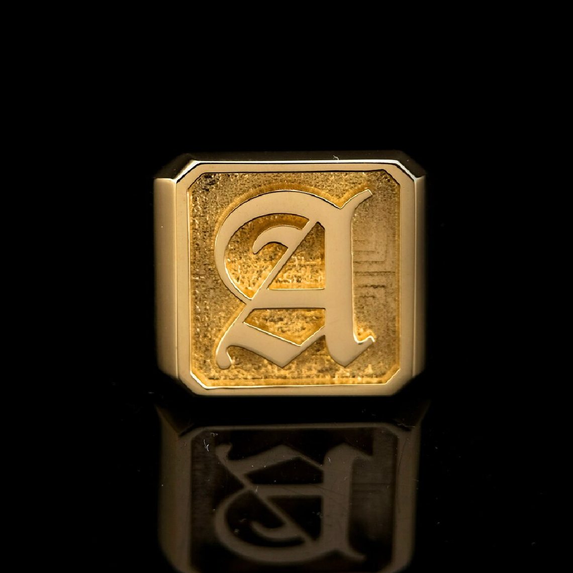 Old English Font 26 Initial Letters Rectangle Signet Ring Gold - Image 6