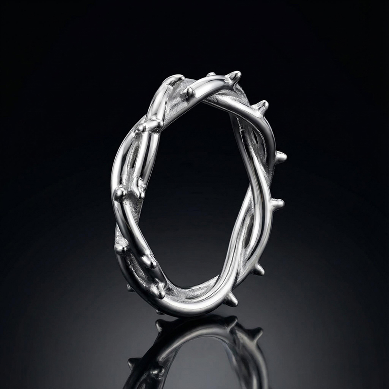 Crown Of Thorns Ring Bold Statement Style With Street Luxury - Image 3