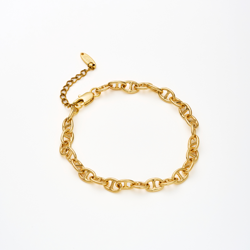 Delicate Pig Nose Link Bracelet Bold Statement Style With Street Luxury