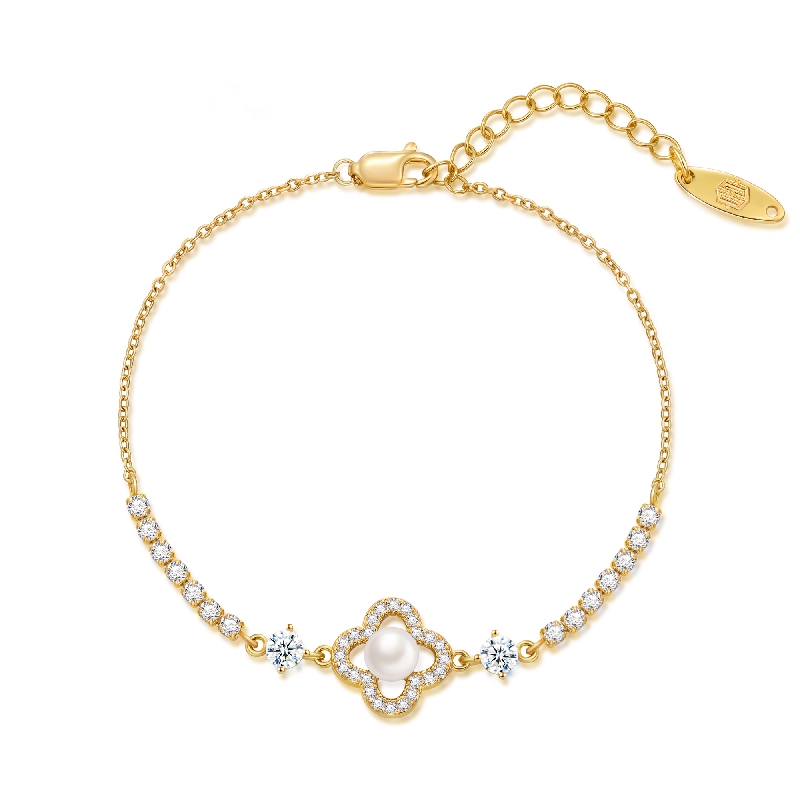 Elegant Pearl & Diamond Bracelet In Gold Iced Out Shine With Street Luxury