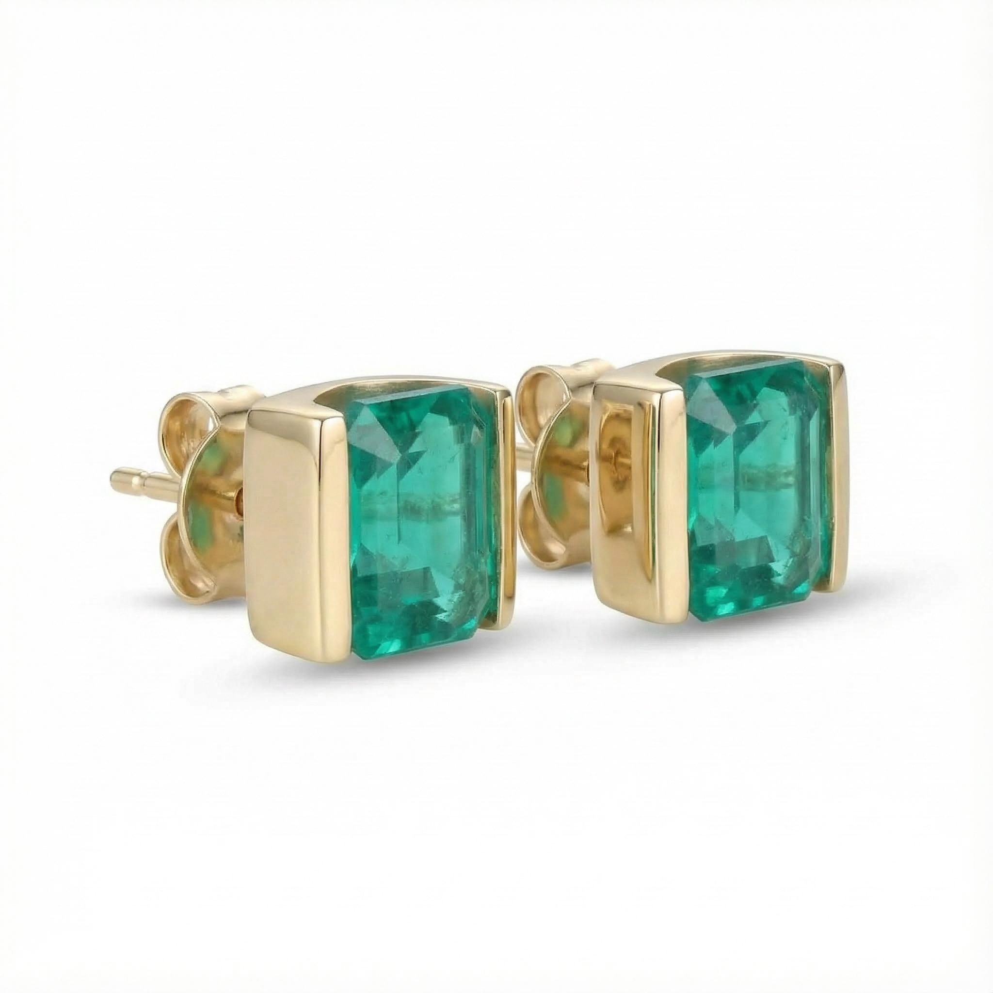 1.3ct Emerald Asscher Cut Stud Earrings Silver With Street Luxury Shine - Image 4