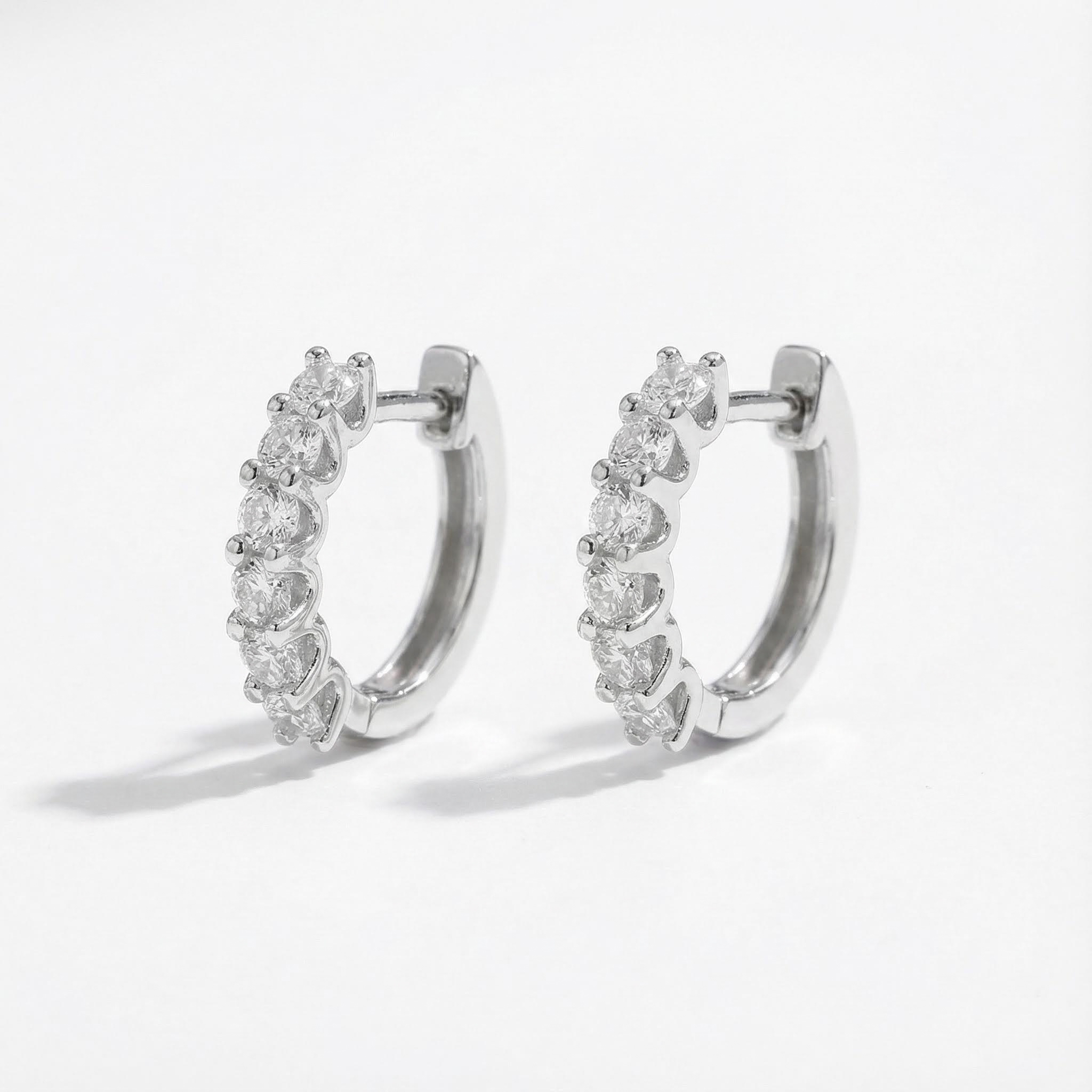 S925 Silver Vvs Moissanite Round Cut Earrings With Iced Out Shine - Image 5