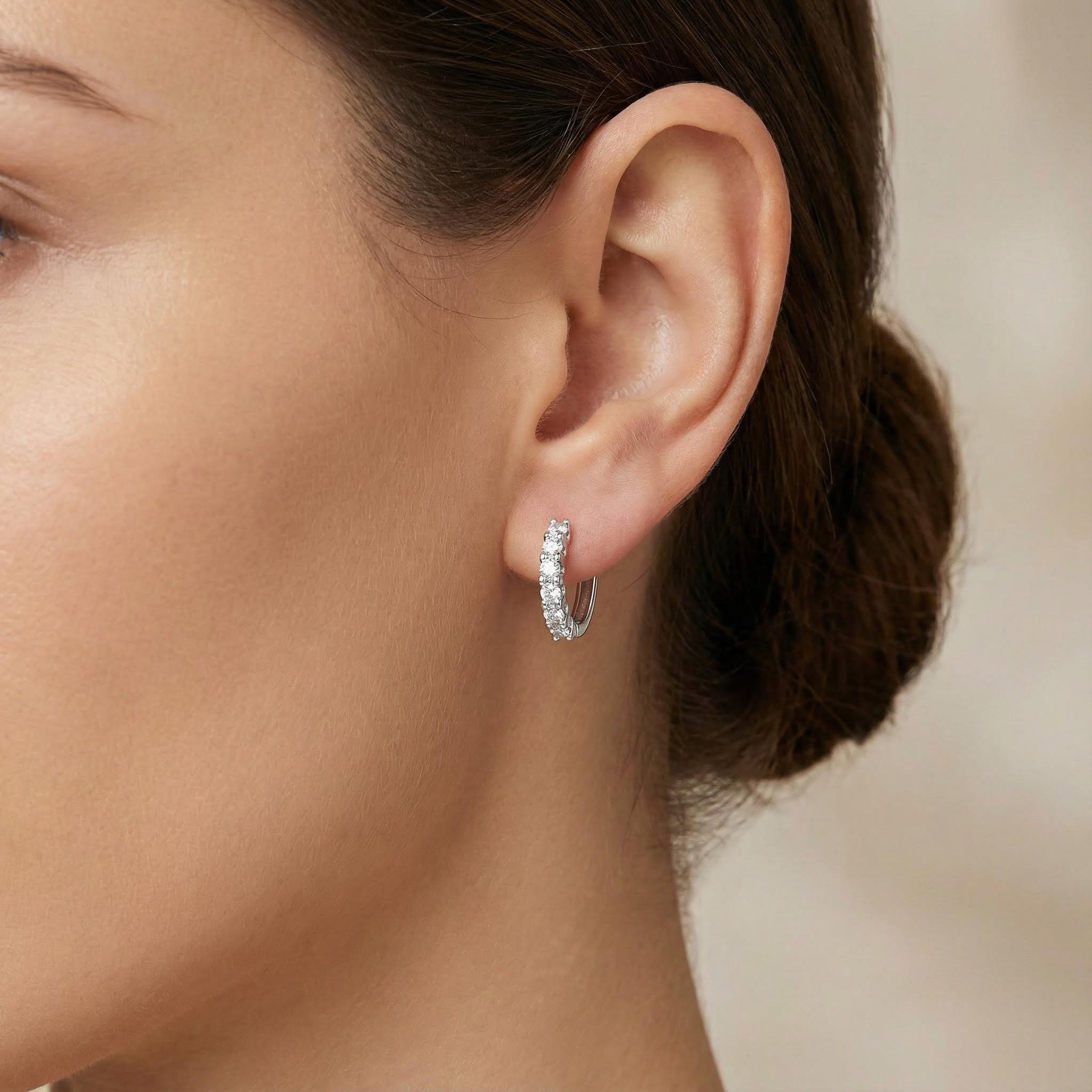 S925 Silver Vvs Moissanite Round Cut Earrings With Iced Out Shine - Image 6