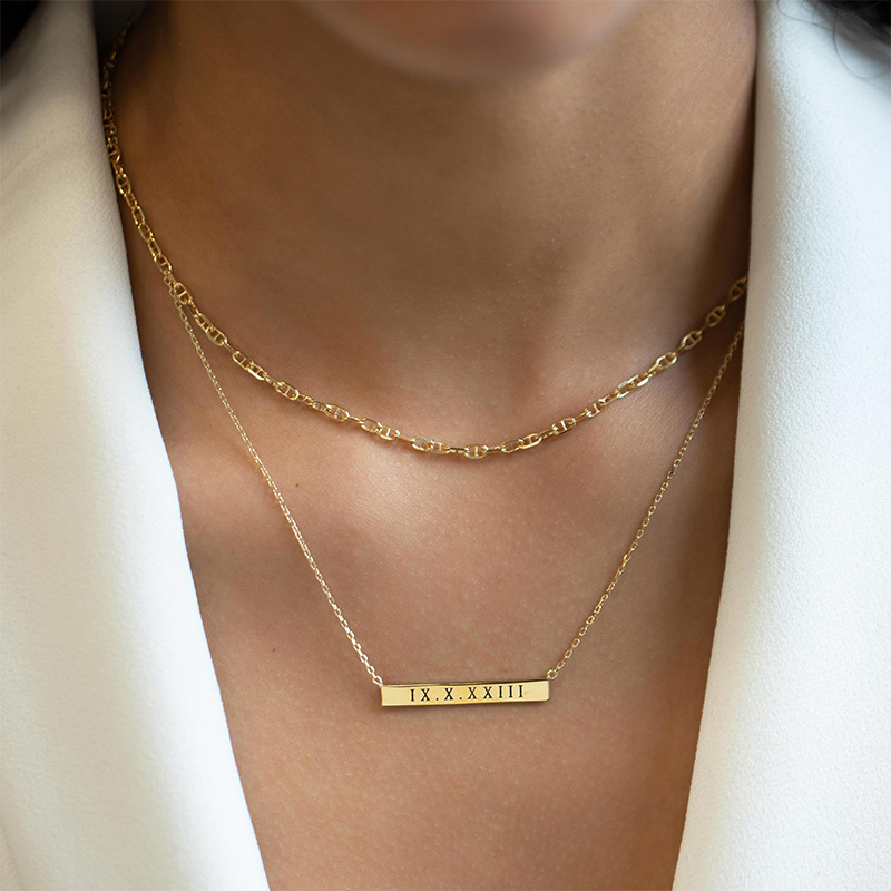 Customized Name Bar Necklace Bold Statement Style With Street Luxury - Image 3