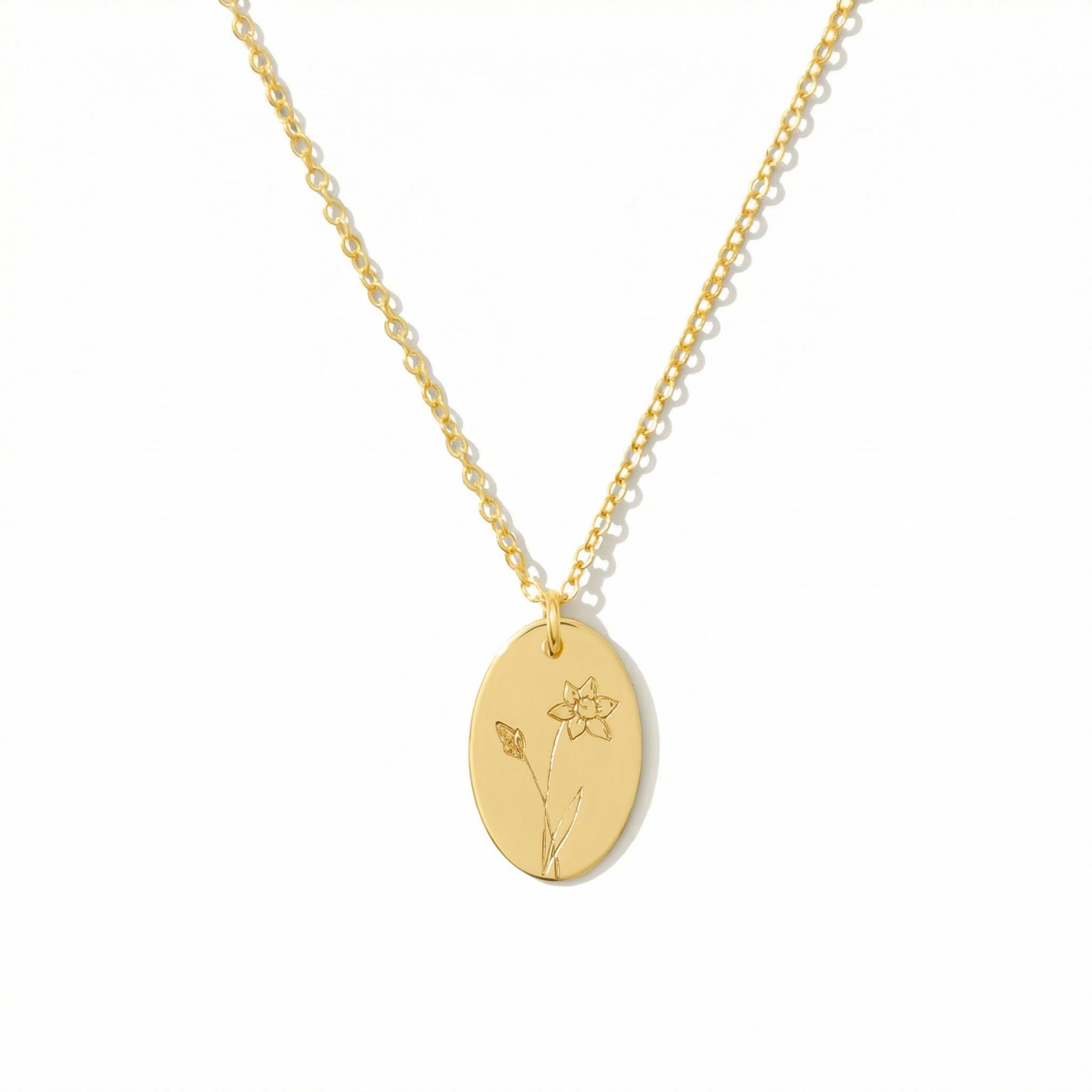 Personlized Birth Flower Necklace Bold Statement Style With Street Luxury