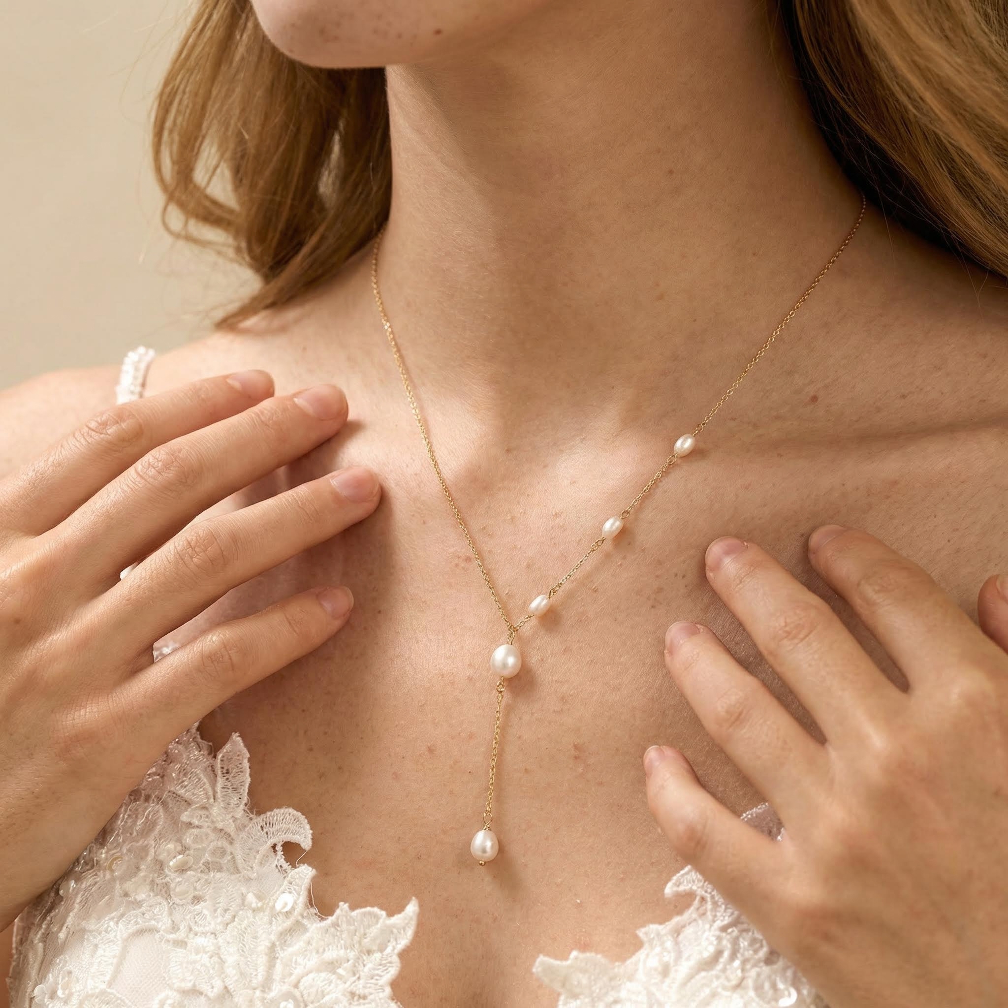 Pearl Lariat Necklace Bold Statement Style With Street Luxury - Image 3