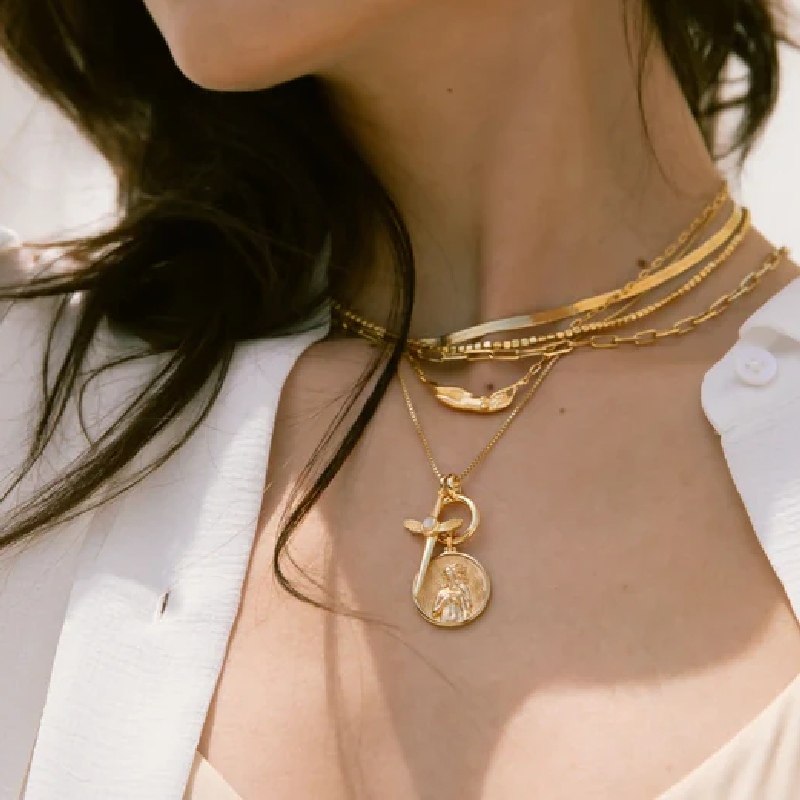Aphrodite Necklace Bold Statement Style With Street Luxury - Image 4