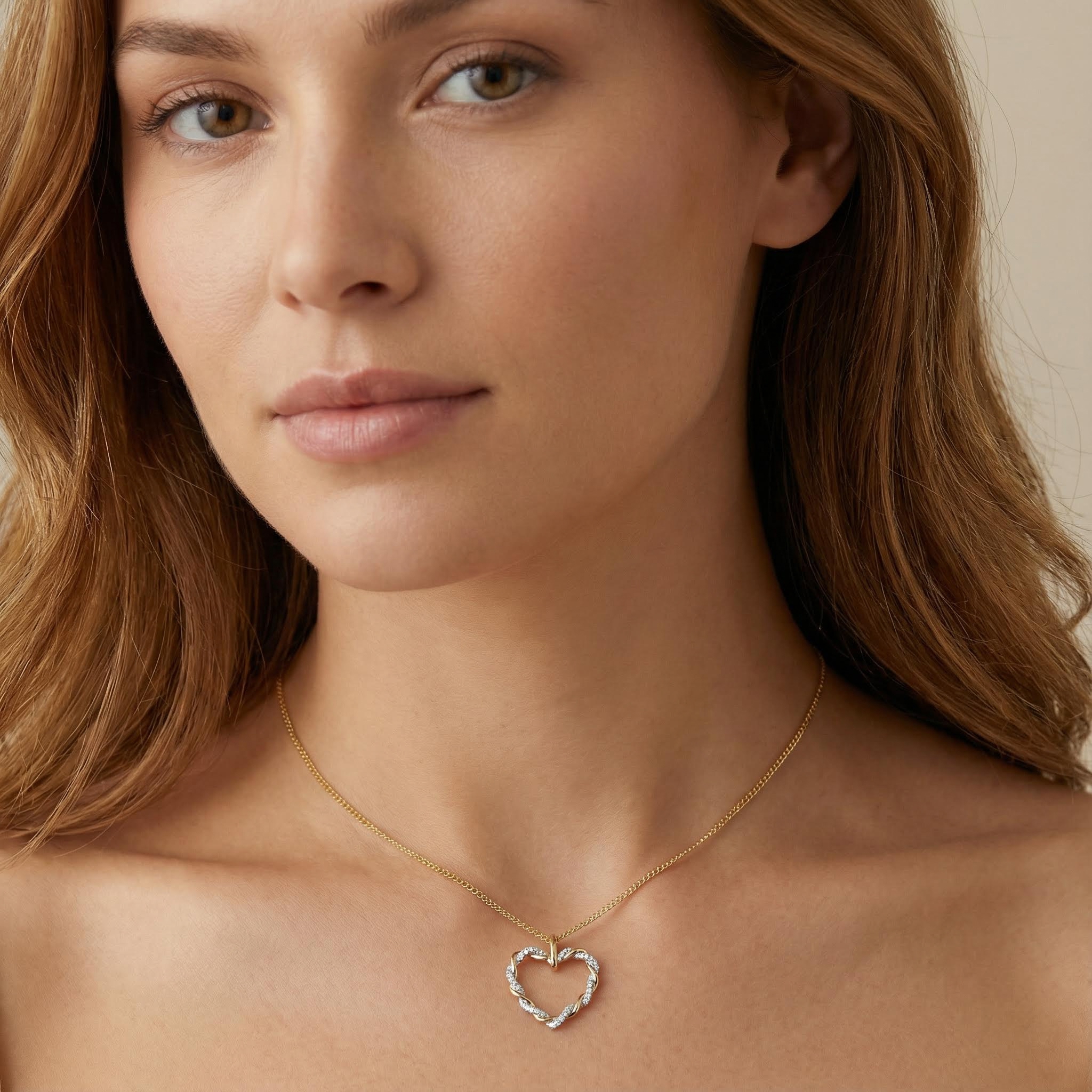 S925 Silver Two-tone Twisted Heart Diamond Pendant Necklace Moissanite - Image 4