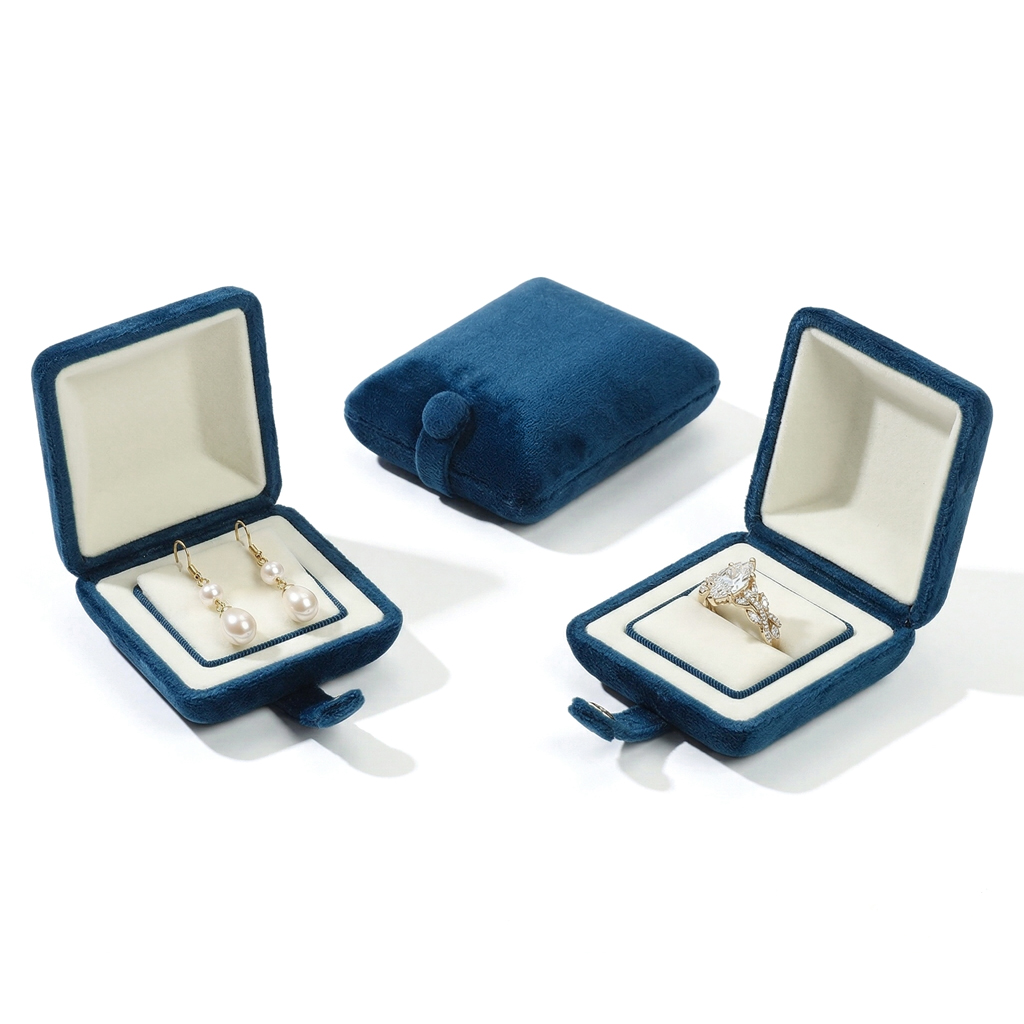Luxury Velvet Jewelry Box Collection For Hip Hop Jewelry Style - Image 4