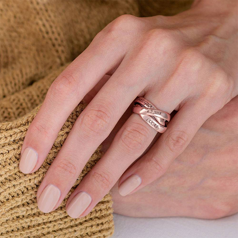 Triple Name Interlocking Ring Bold Statement Style With Street Luxury - Image 5