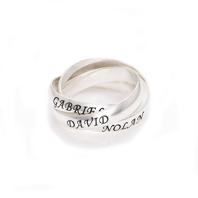 Triple Name Interlocking Ring Bold Statement Style With Street Luxury - Image 6