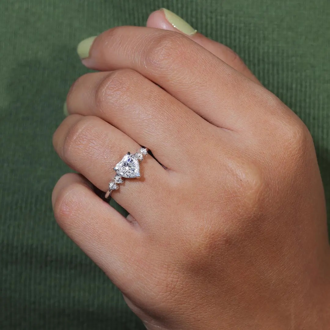 2.4ct Heart & Round Cut Vvs Moissanite S925 Silver Engagement Ring Iced Out - Image 11