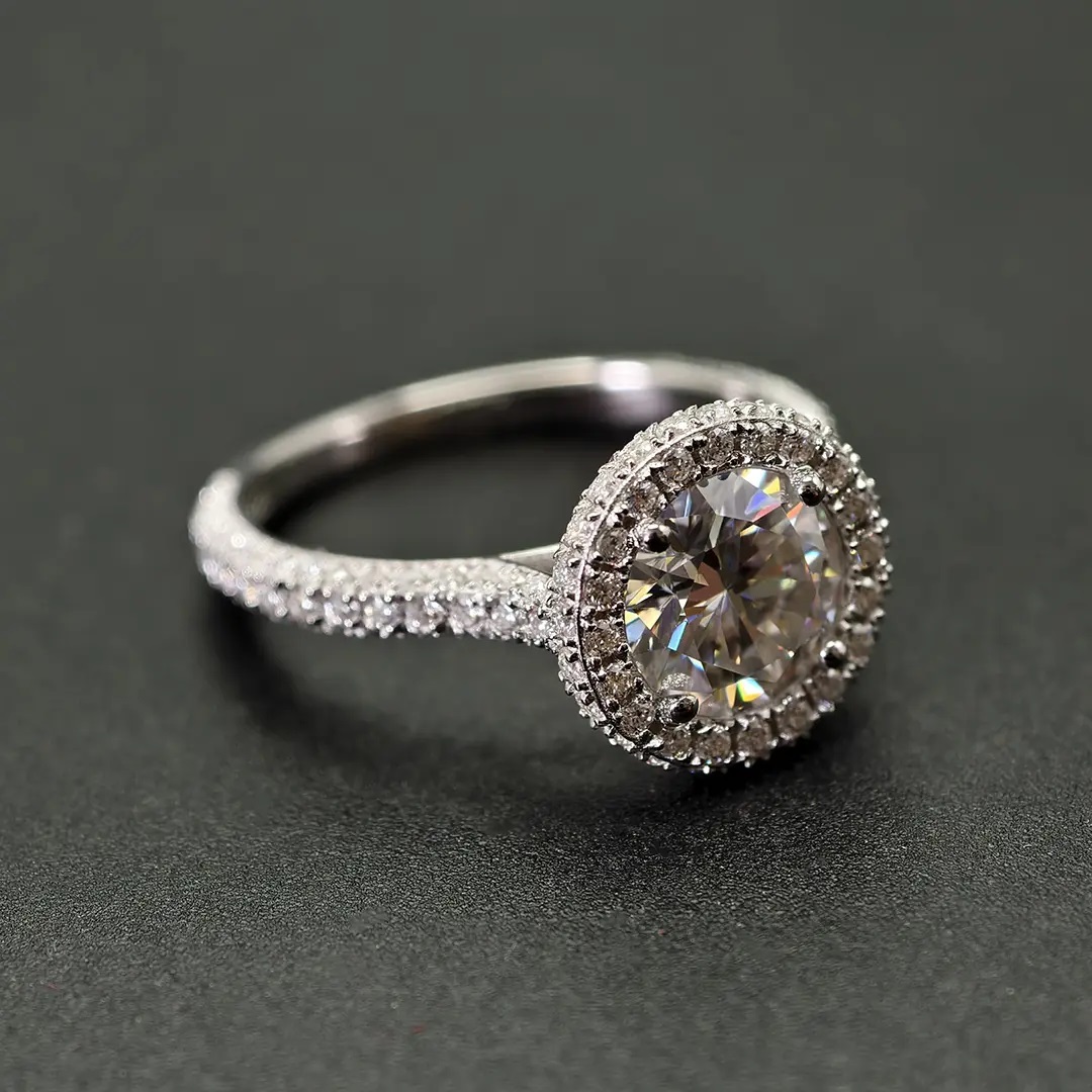 2.82ct Round Cut Vvs Moissanite S925 Silver Halo Engagement Ring With Paved - Image 9