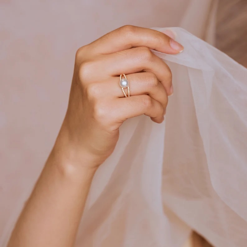 Bold Dainty Pearl & Round Cut Vvs Moissante S925 Silver Engagement Ring - Image 10