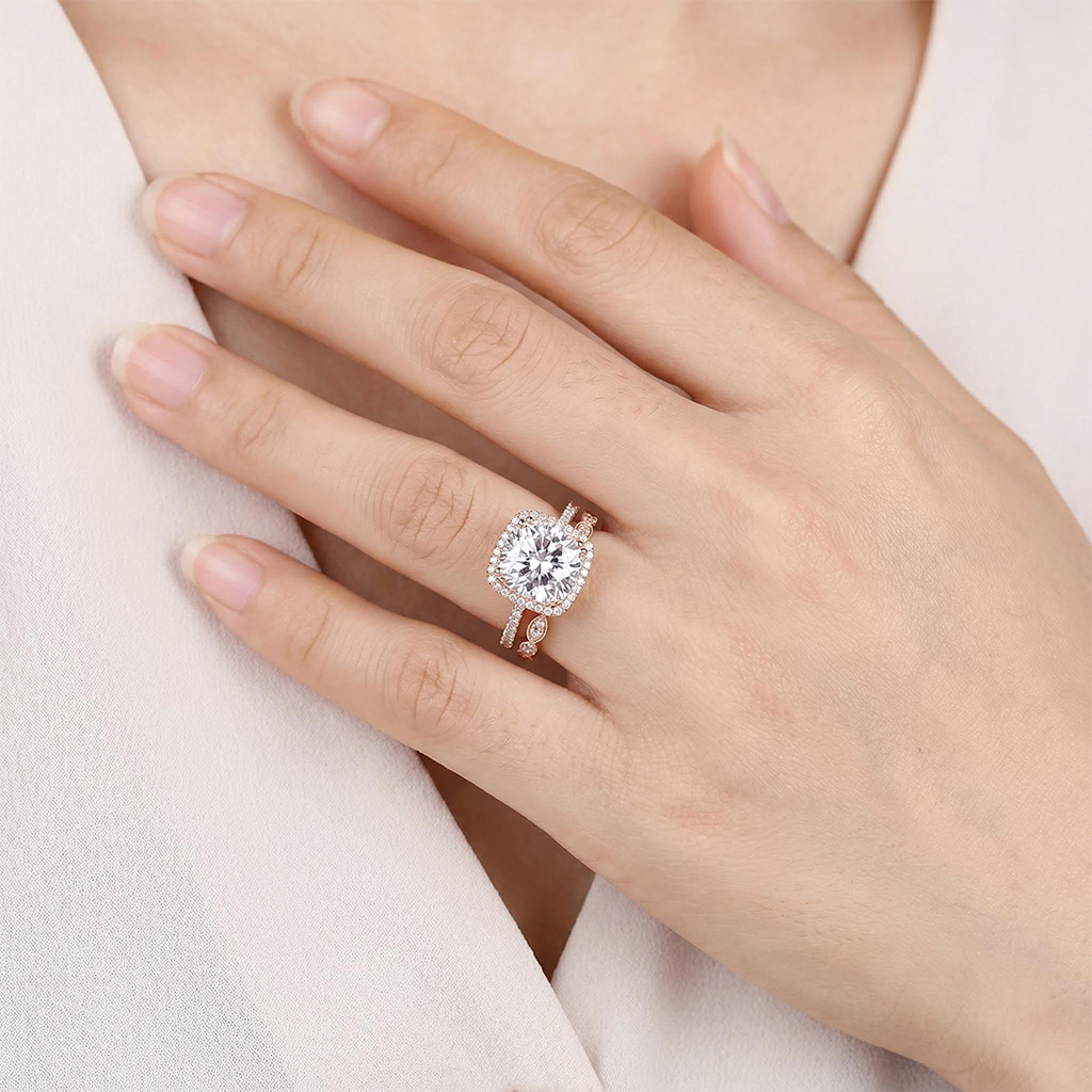 4.06ct Cushion & Round Cut Vvs Moissanite S925 Silver Halo Engagement Ring - Image 3