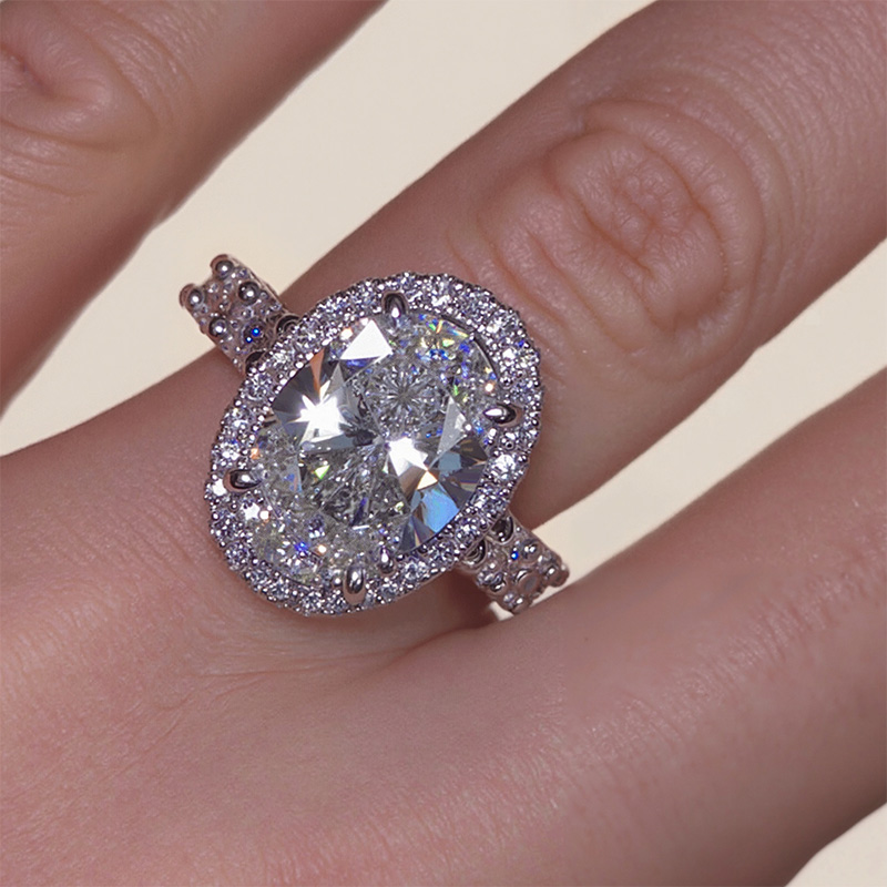 6.12ct Oval Cut Vvs Moissanite Halo Engagement Ring With Iced Out Shine - Image 4