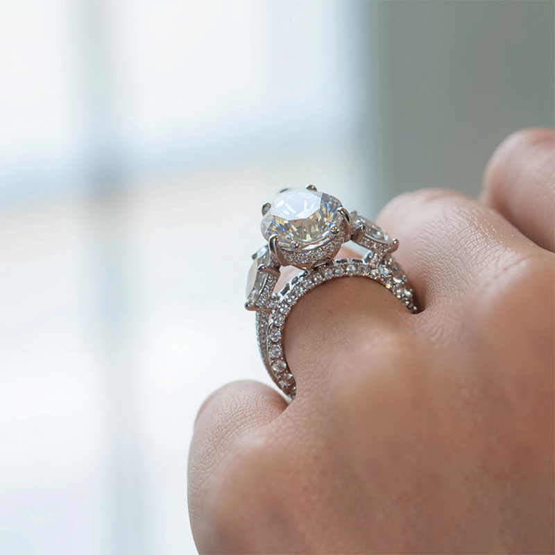 5.29ct. Tw. Pear Cut Vvs Moissanite Three Stone Engagement Ring Iced Out - Image 5